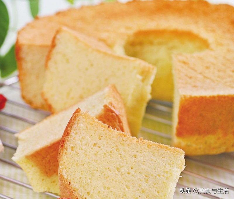 不夹生，不回缩，这样做的全蛋中空蛋糕，新手也可以一次成功