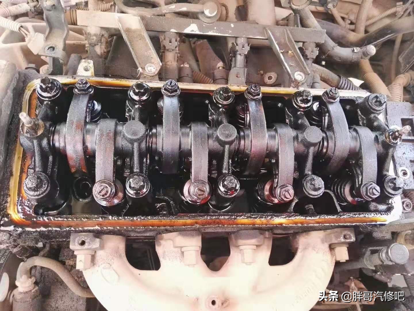 老富康缸盖漏油,老款富康水温高风扇不转