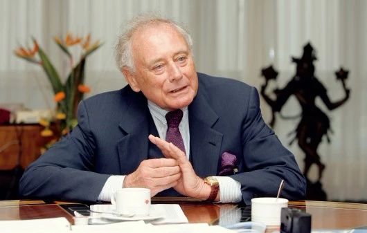 一个德国卖螺丝的,凭什么和马云一样有钱!