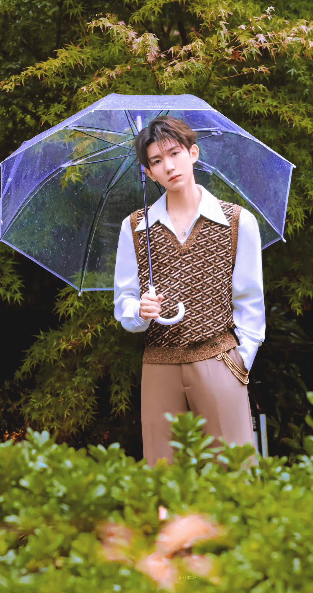 王源同款穿搭,王源同款侧边裤子穿搭