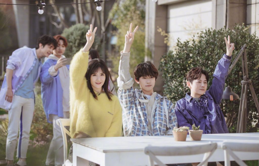 谢娜吊带裙穿搭,谢娜日常穿衣搭配图片