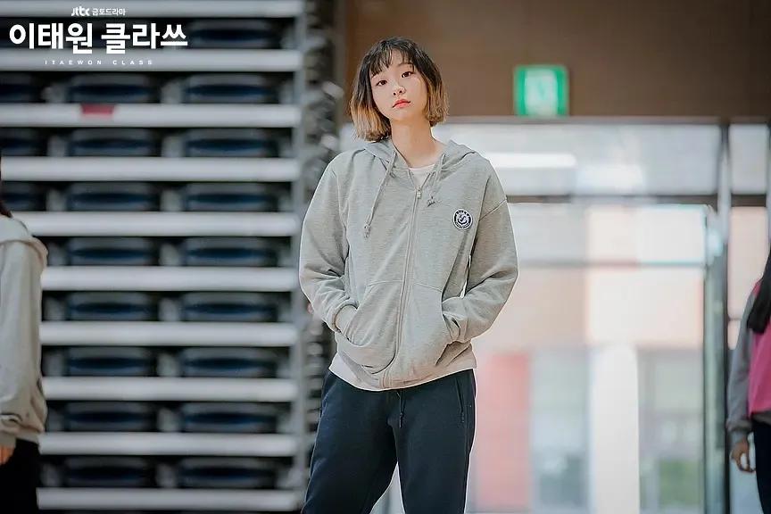 梨泰院class衣服穿搭,梨泰院搭配