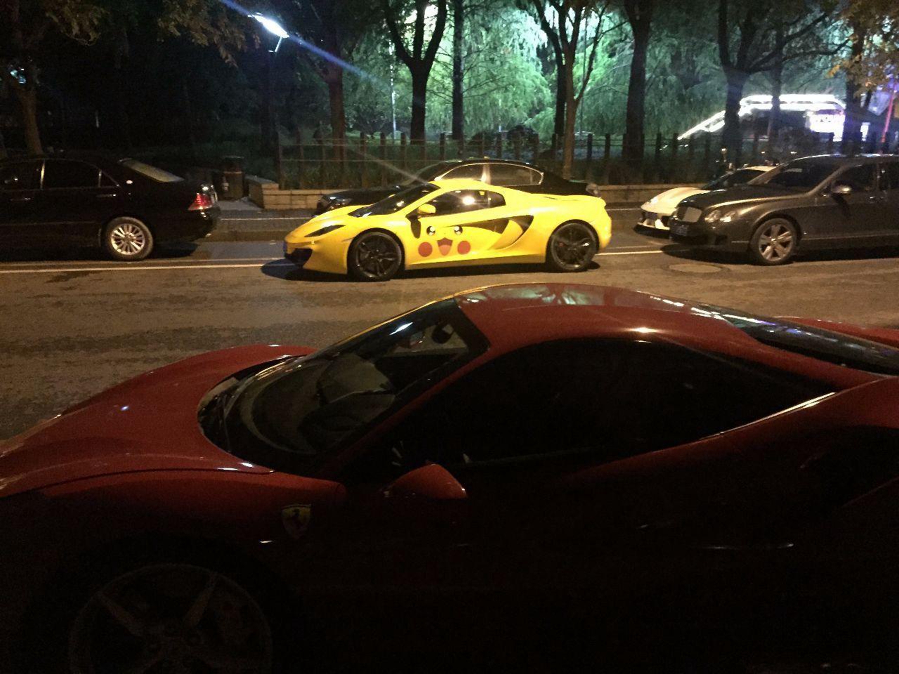 郑恺开豪华大酒吧,郑恺开夜店的视频大全