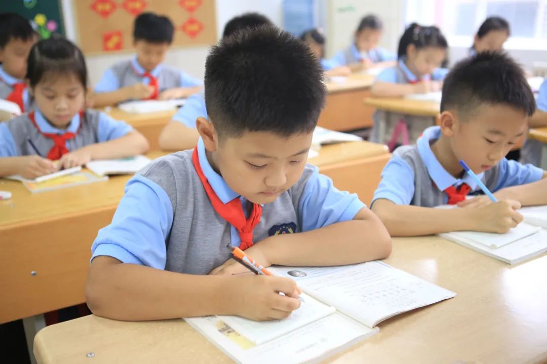 课后服务针对义务教育阶段吗,课后服务对教育教学的改变