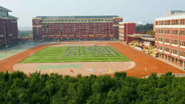 邯郸市七色光开阳学校丛台区,邯郸七色光开阳小学跳绳