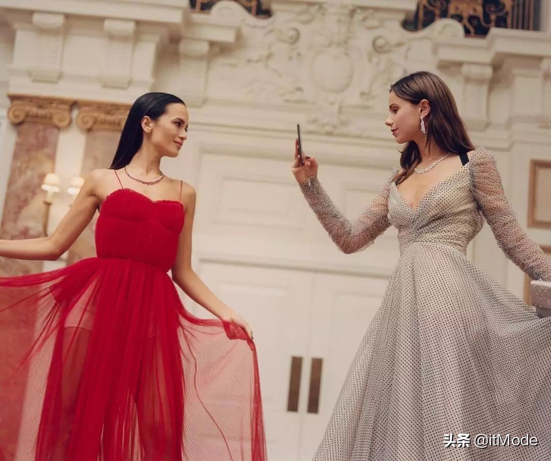 2024春夏五大流行趋势早穿早时髦,2019春夏4大流行趋势照着穿美到哭