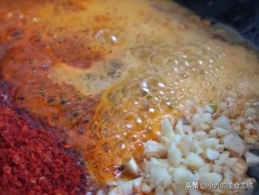 用面粉做辣条不加淀粉还劲道,如何做辣条又干净又好吃教程