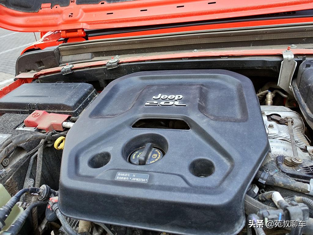 全新jeep牧马人试驾视频,全新换代jeep牧马人角斗士试驾