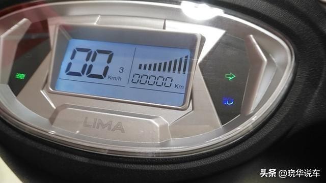 1200w碟刹电机,耐用性和口碑最好的赛道版电摩