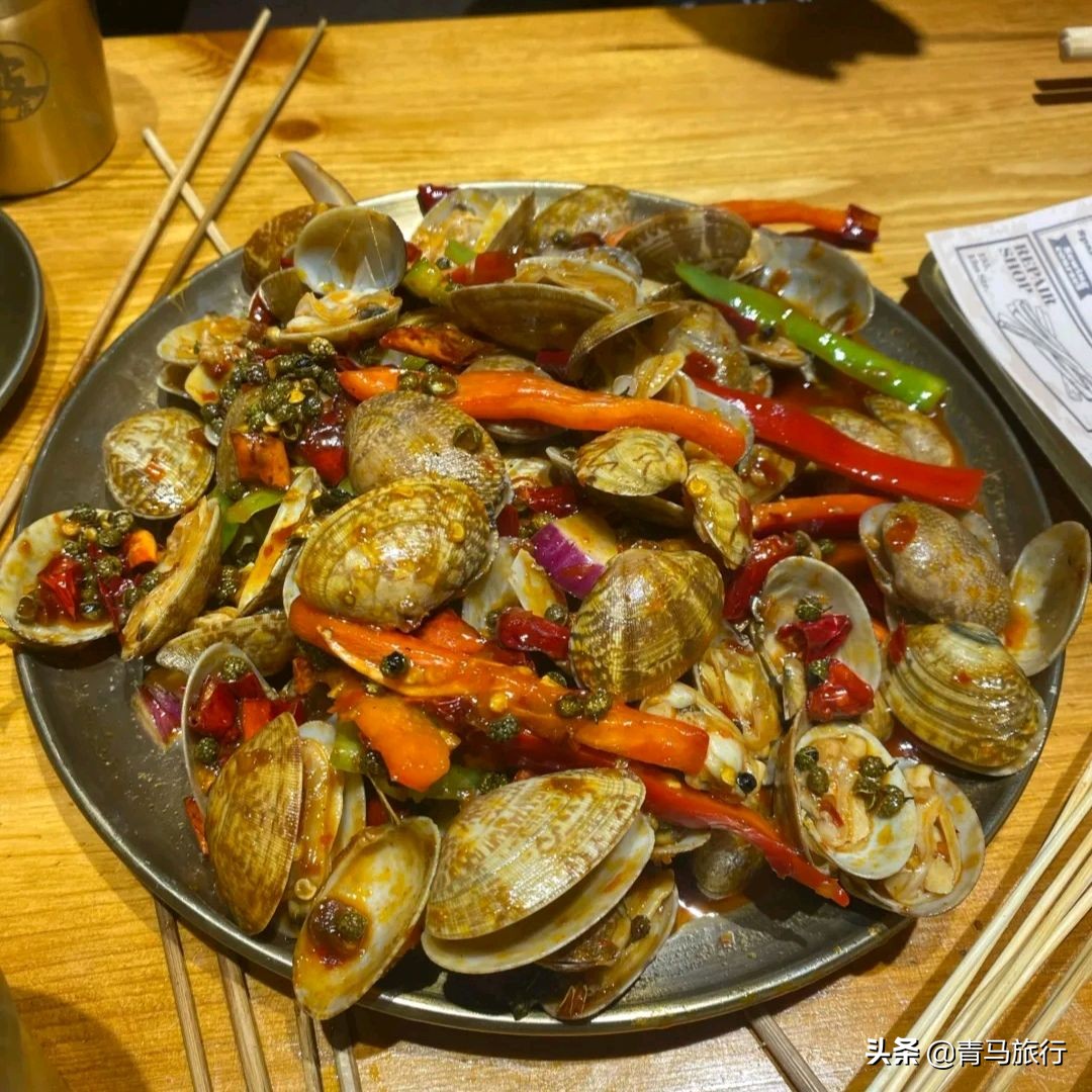 津南新开一家“小破店”,叙利亚的装修风格,菜品少有东北口味