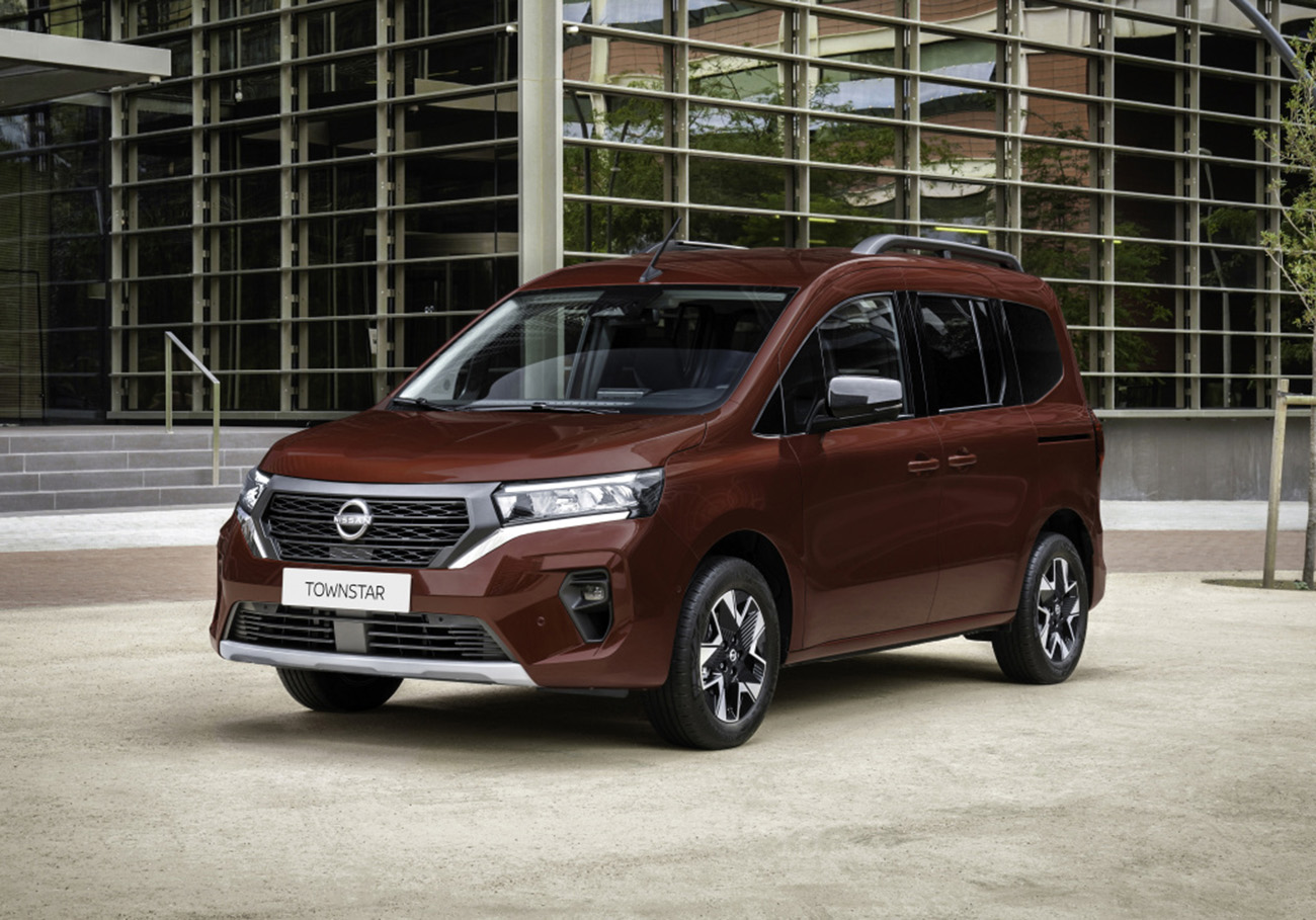 五菱宏光2020款拉货,五菱宏光可以拉货拉人吗