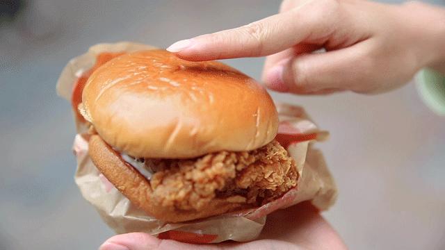 港式鸳鸯奶茶星巴克,星巴克的甜品推荐是什么样的呢