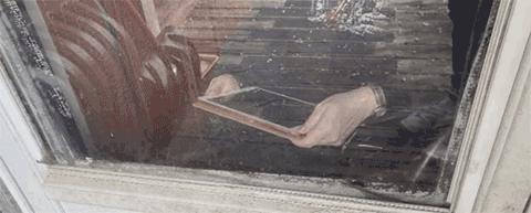 临死前求助智能音箱的老人，还在被这些年轻人诅咒