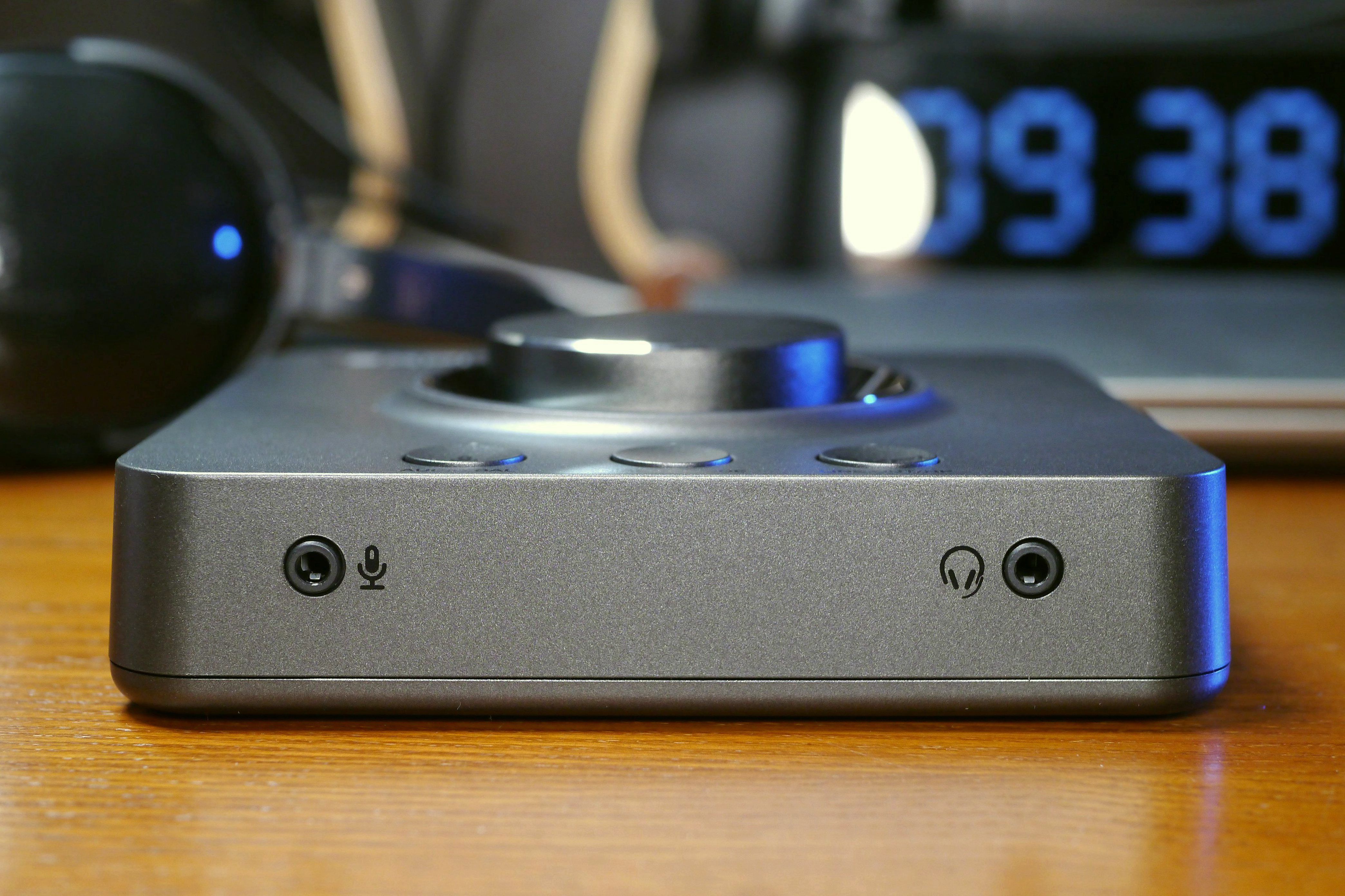 这个环绕音效真牛，创新SoundBlasterX4外置声卡的音质音效体验