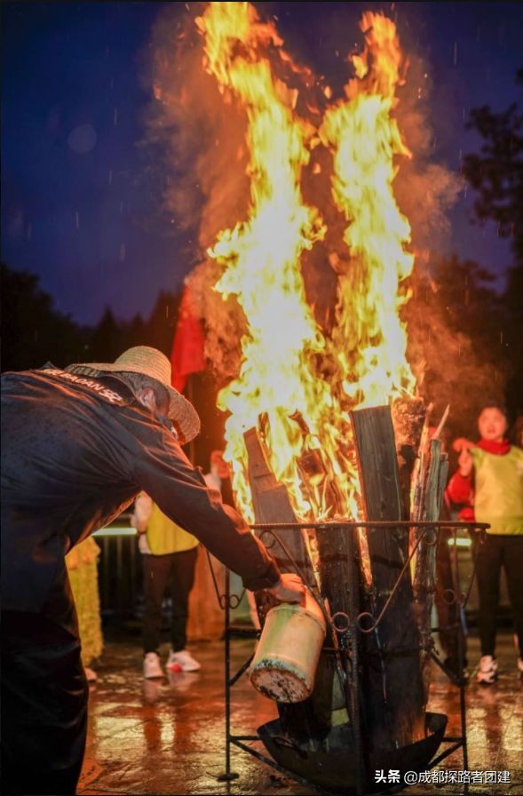 北京温泉年会地点推荐,成都公司年会场地推荐温泉耍雪