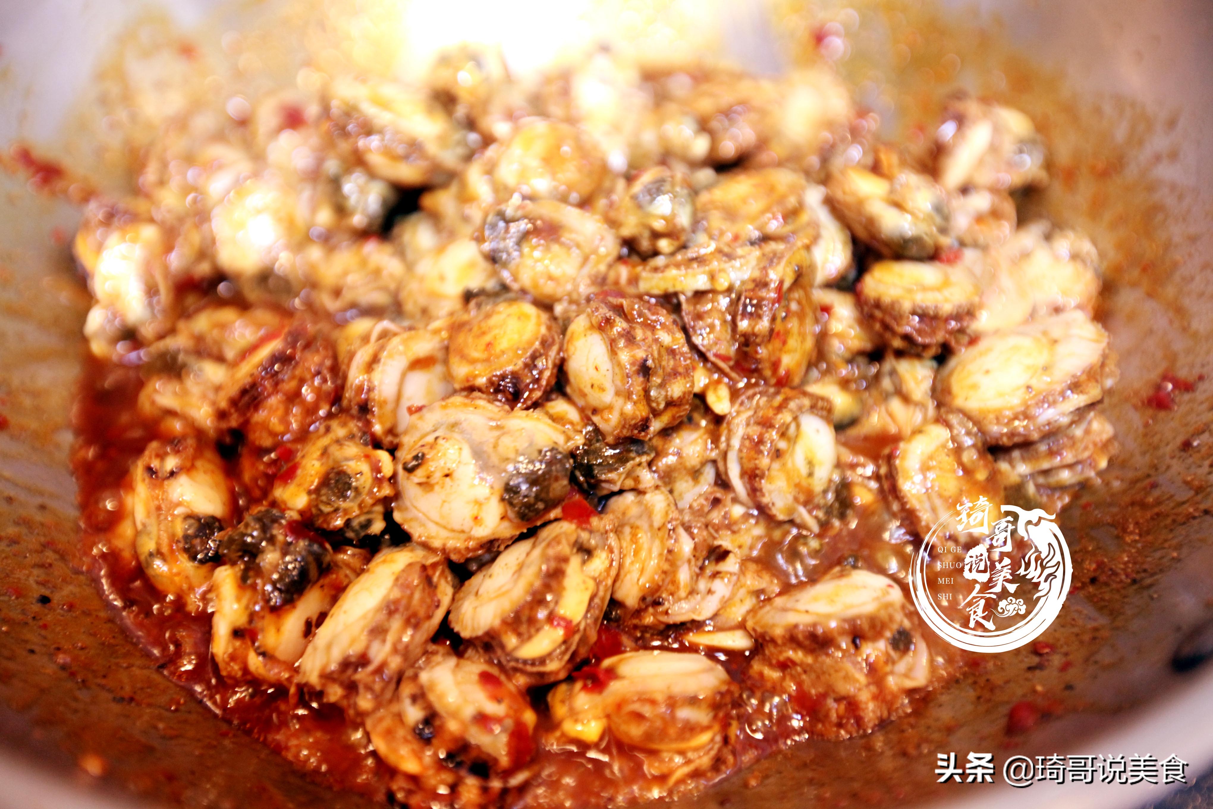 快手上那些馋死人的麻辣海鲜咋做的?原来这么简单,你在家轻松做