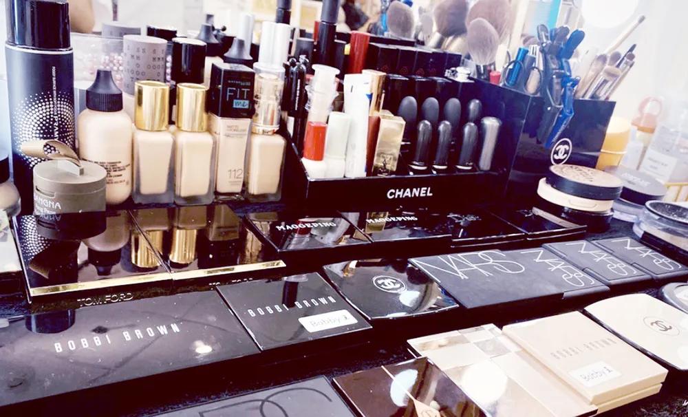 V-Ta彩妆|从手艺人转生意人,她说走进华盛美业后变化翻天覆地