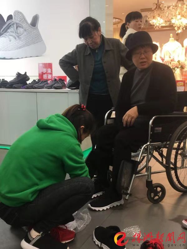 不怕与网上比价，还多了购物体验，株百双11又创奇迹！