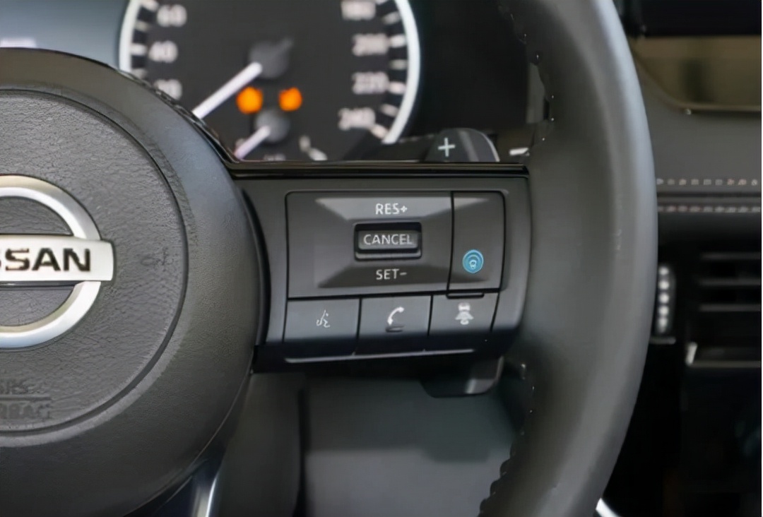 奇骏2024款对比crv,日系三剑客大pk