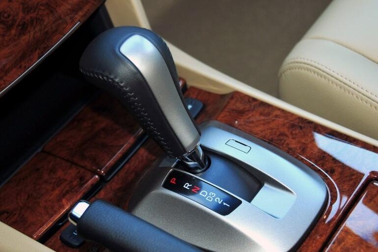 8万公里的本田雅阁价格,省油的家用车本田