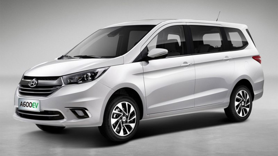 大通eg50mpv纯电动车,大通eg5和eg50的区别