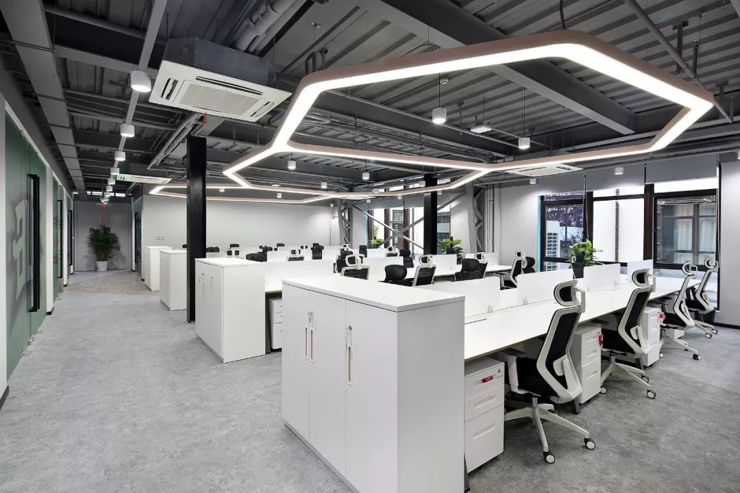 哔哩哔哩blg标配,哔哩哔哩室内设计