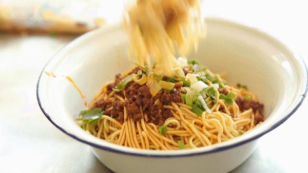 一家面馆的面,一家面馆汤底