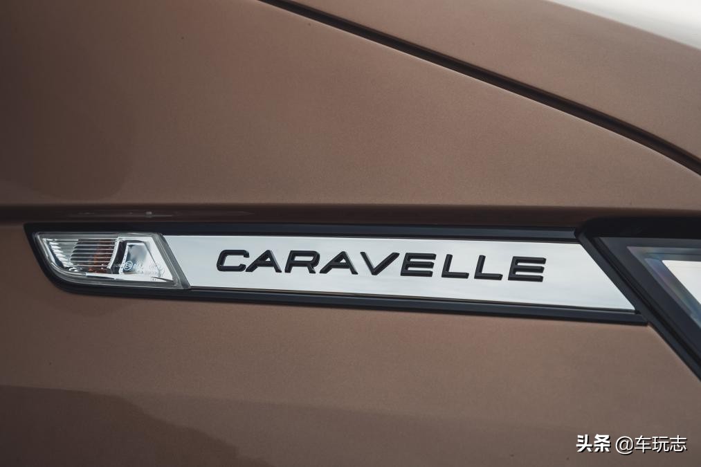 大众mpvcaravelle,对标奔驰v级的车