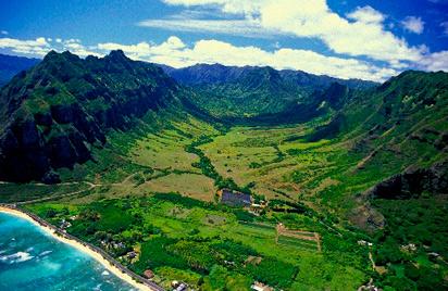 寻找侏罗纪世界中的火山岛，和“驯龙高手”一起拯救史前小短手！