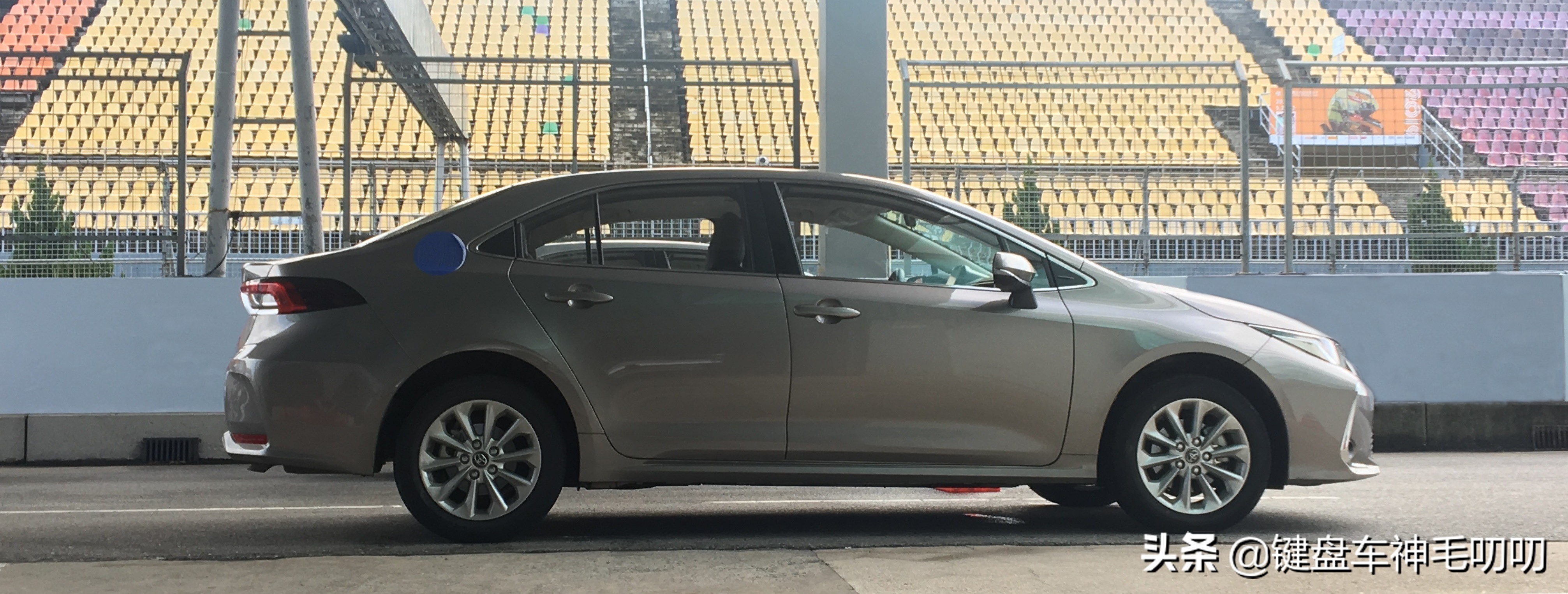 卡罗拉1.2t赛道,第十二代全新卡罗拉运动版