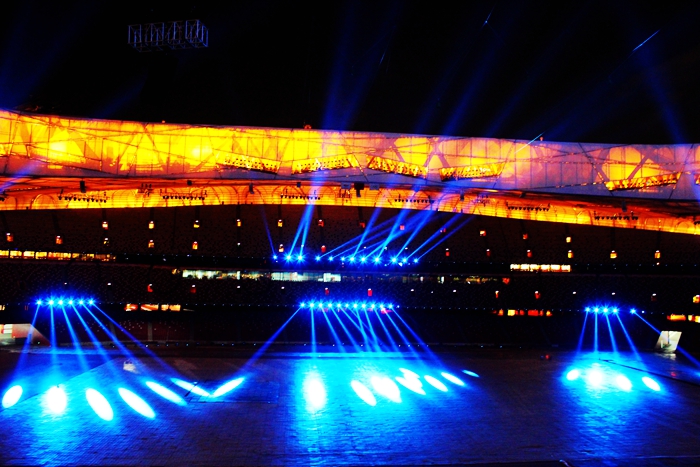 国家奥体中心灯光秀,鸟巢朝阳灯光节