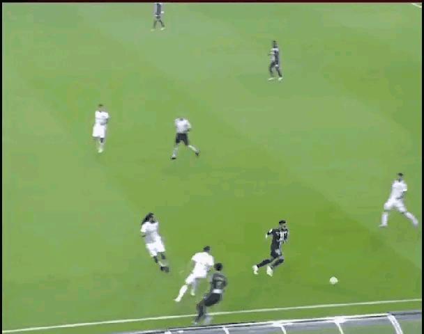 内马尔被恶意犯规合集,内马尔禁区秀极限操作