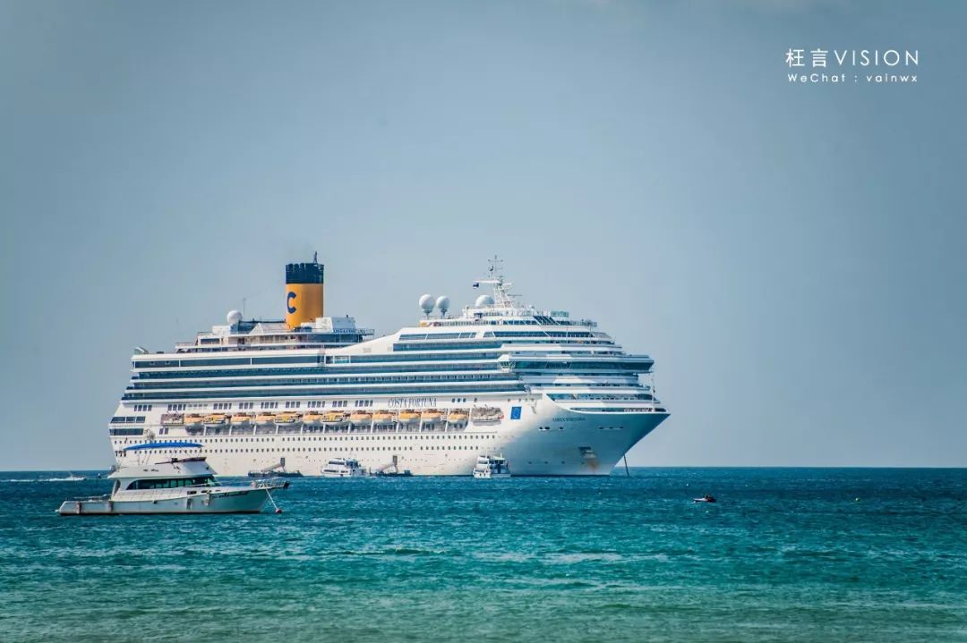 繁华熙攘，从海滩到山路的芭东（Patong）风情