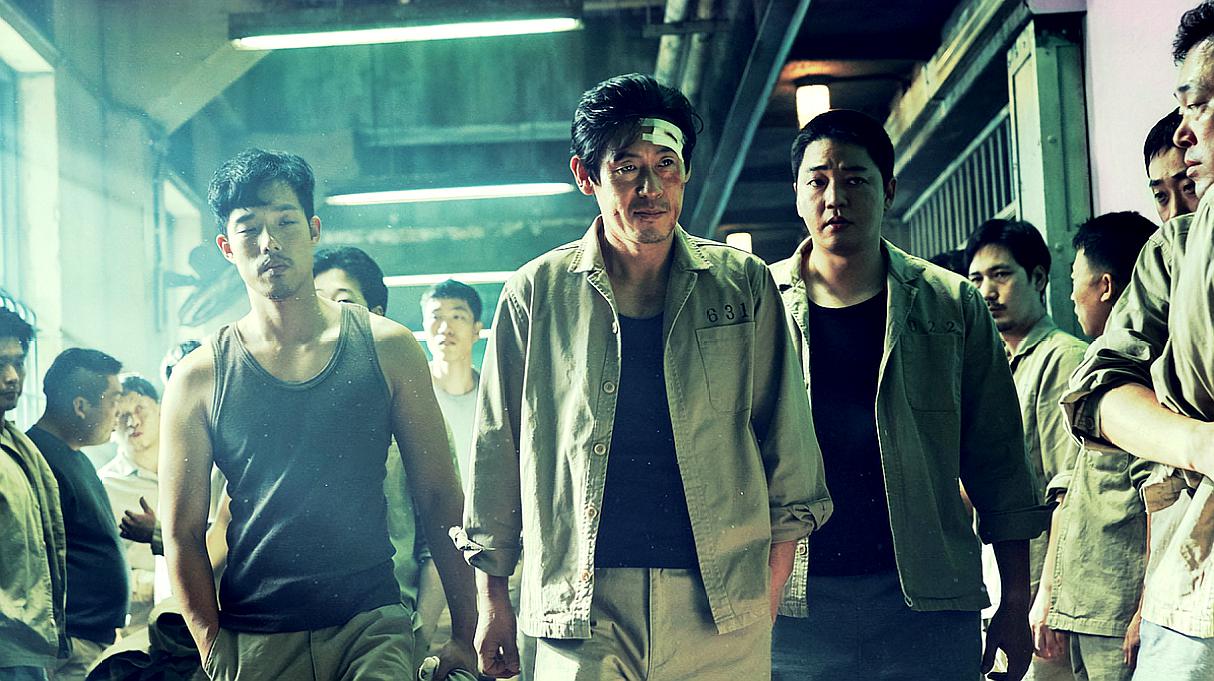 财阀控制中的韩娱圈，进行“黄色”交易，女星不堪*力暴**自杀身亡