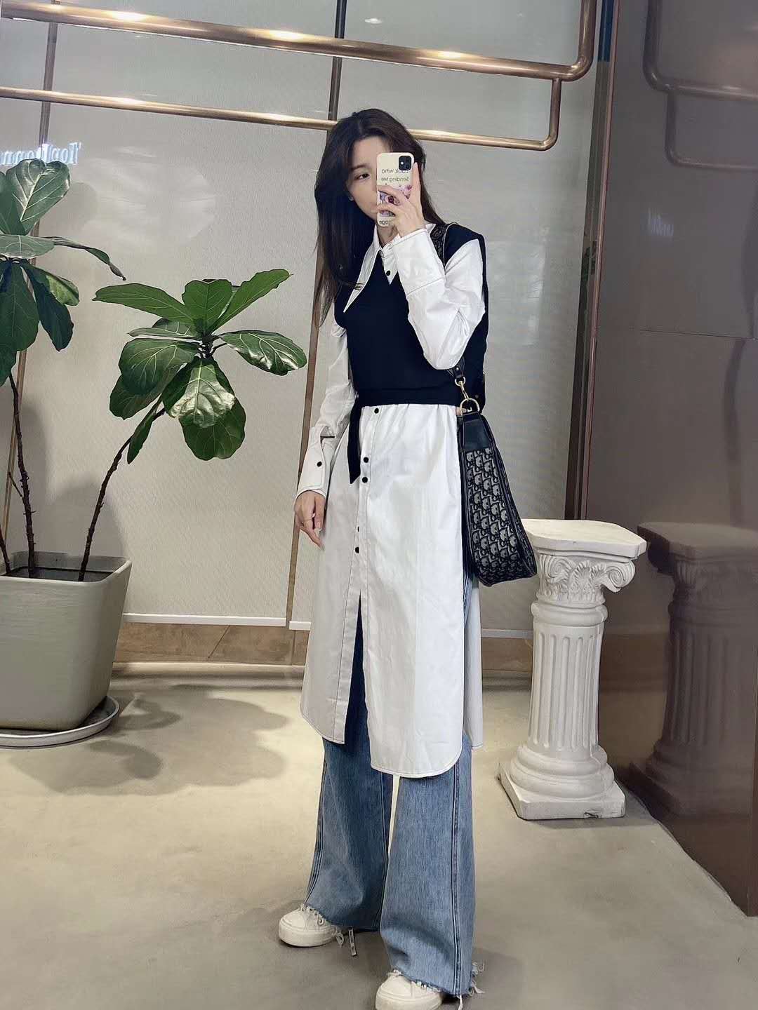 深圳南油金晖原创高端女装直播,深圳南油金晖原创女装价格