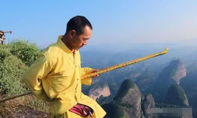 邹在宏,邹在宏烧香全过程