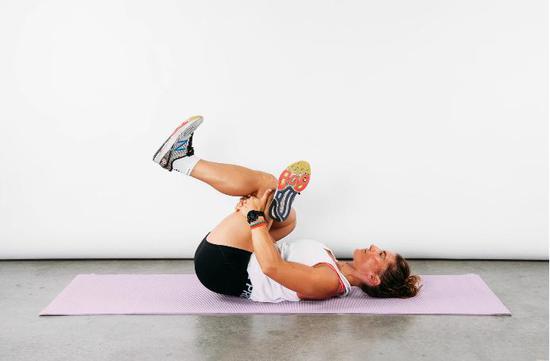 腰部酸胀的厉害是怎么回事,腰部没劲是不是影响腿部力量