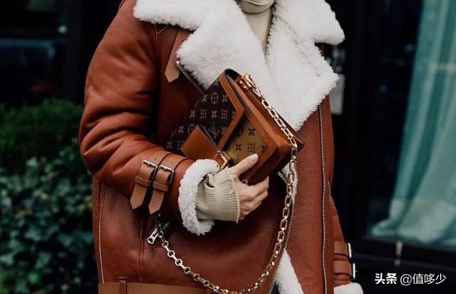 同样的预算买奥迪a3还是q3,同样30万买奥迪还是买大众