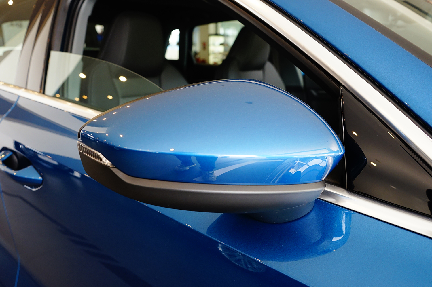 双屏座舱显科技神仙组合内饰更带感全新奥迪A3两厢实拍导购