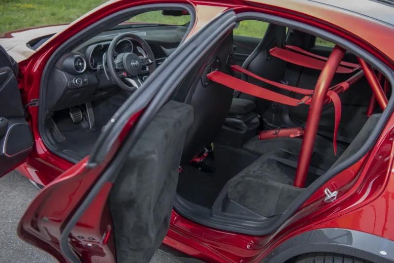 意大利风情满载的阿尔法罗密欧Giulia，还有个名字叫做“勇气”