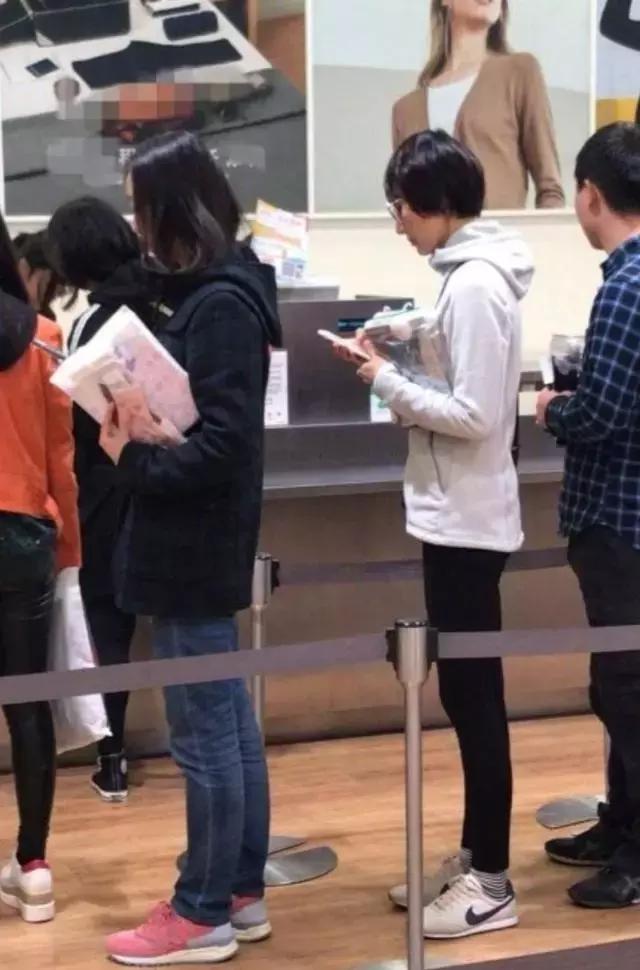 站军姿怎么样才不累,站军姿几个要点