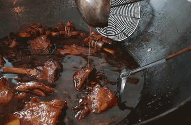 7个值得你驱车前往的吃羊肉地，这一口还魂的羊肉，吃了会上瘾！