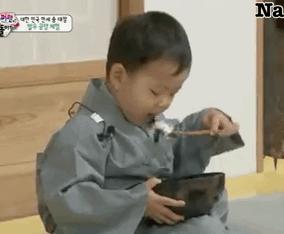 表情包男孩民国长大了,表情包小男孩宋民国素材