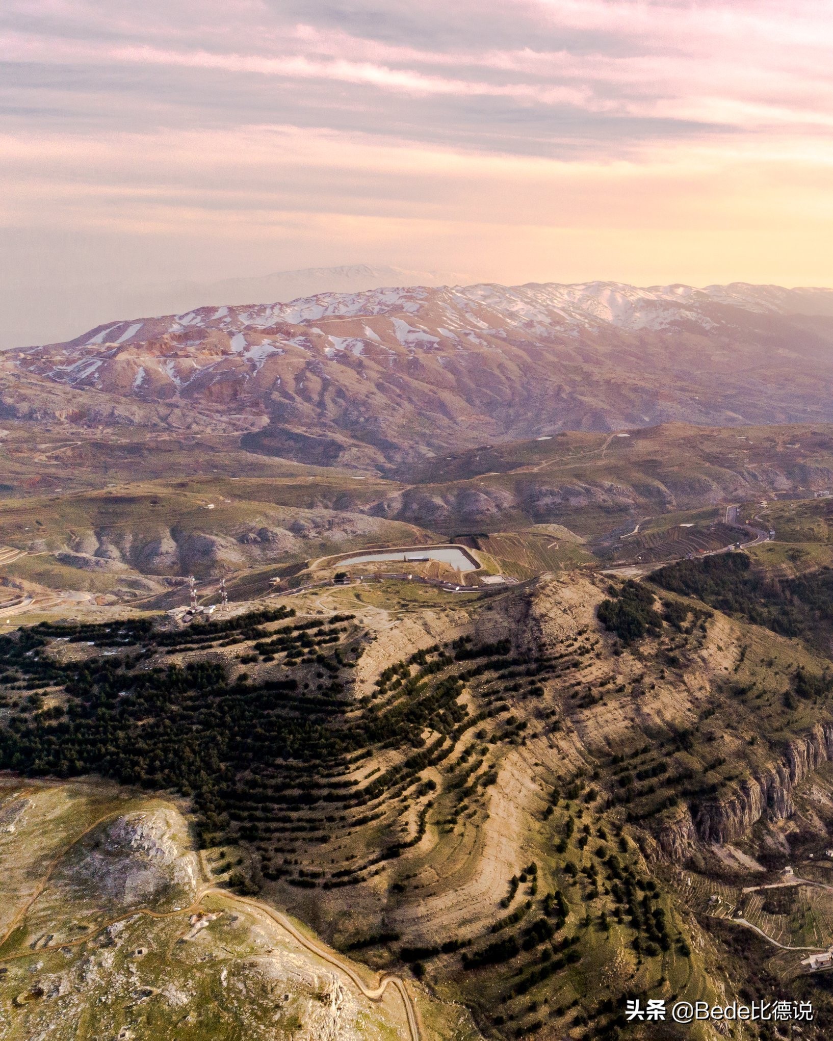 上万年文明遗址,一万年前的金字塔遗迹