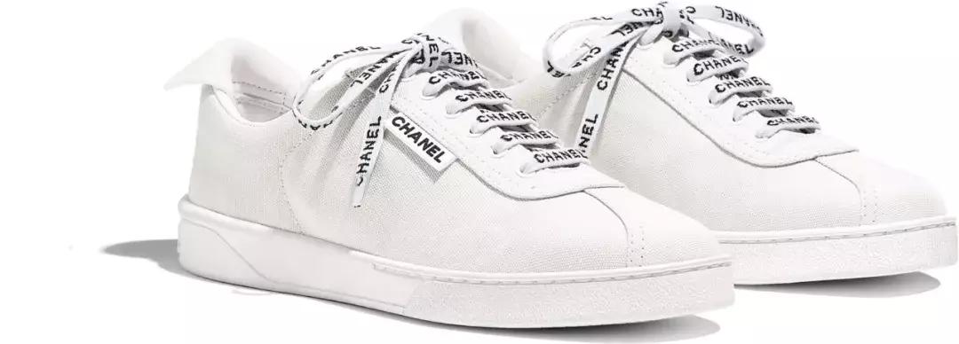 天气回暖怎么穿,天冷运动鞋怎么穿搭