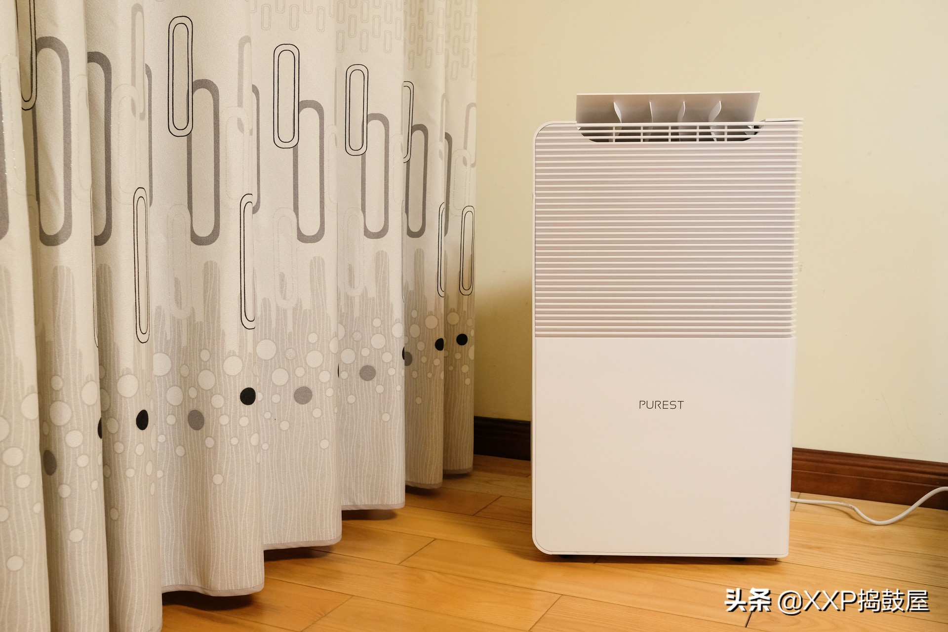 梅雨期如何除湿,回南天天气潮湿有什么小妙招