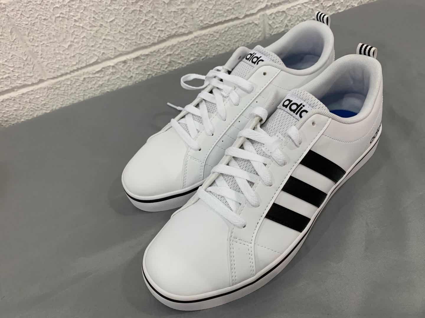 阿迪达斯neodaily3.0军绿色怎么搭配,阿迪达斯neo2019高帮鞋