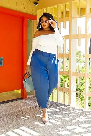 有病吗？出国旅行必逛的居然是国内也有的耐克和HM？