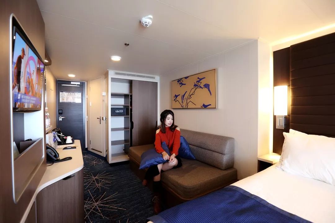 日本防疫钻石公主号邮轮,日本钻石公主号邮轮海上漂多久