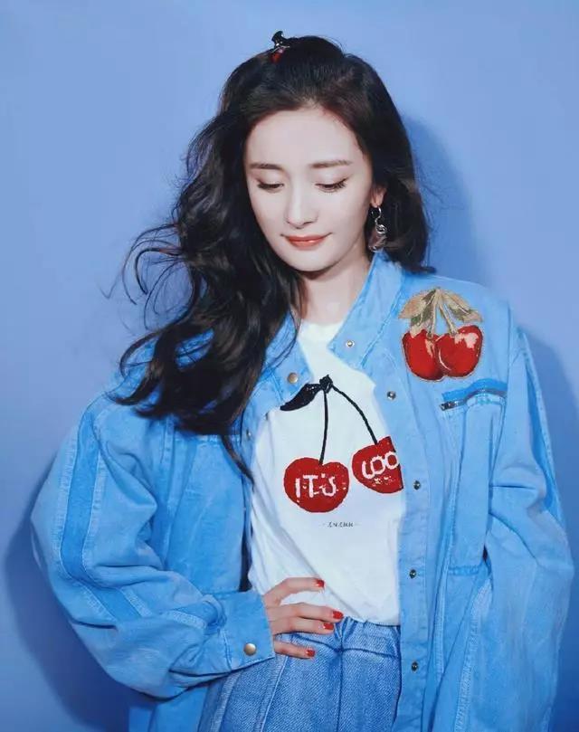 披发怎么扎好看中长发学生党,半扎披发怎么扎好看